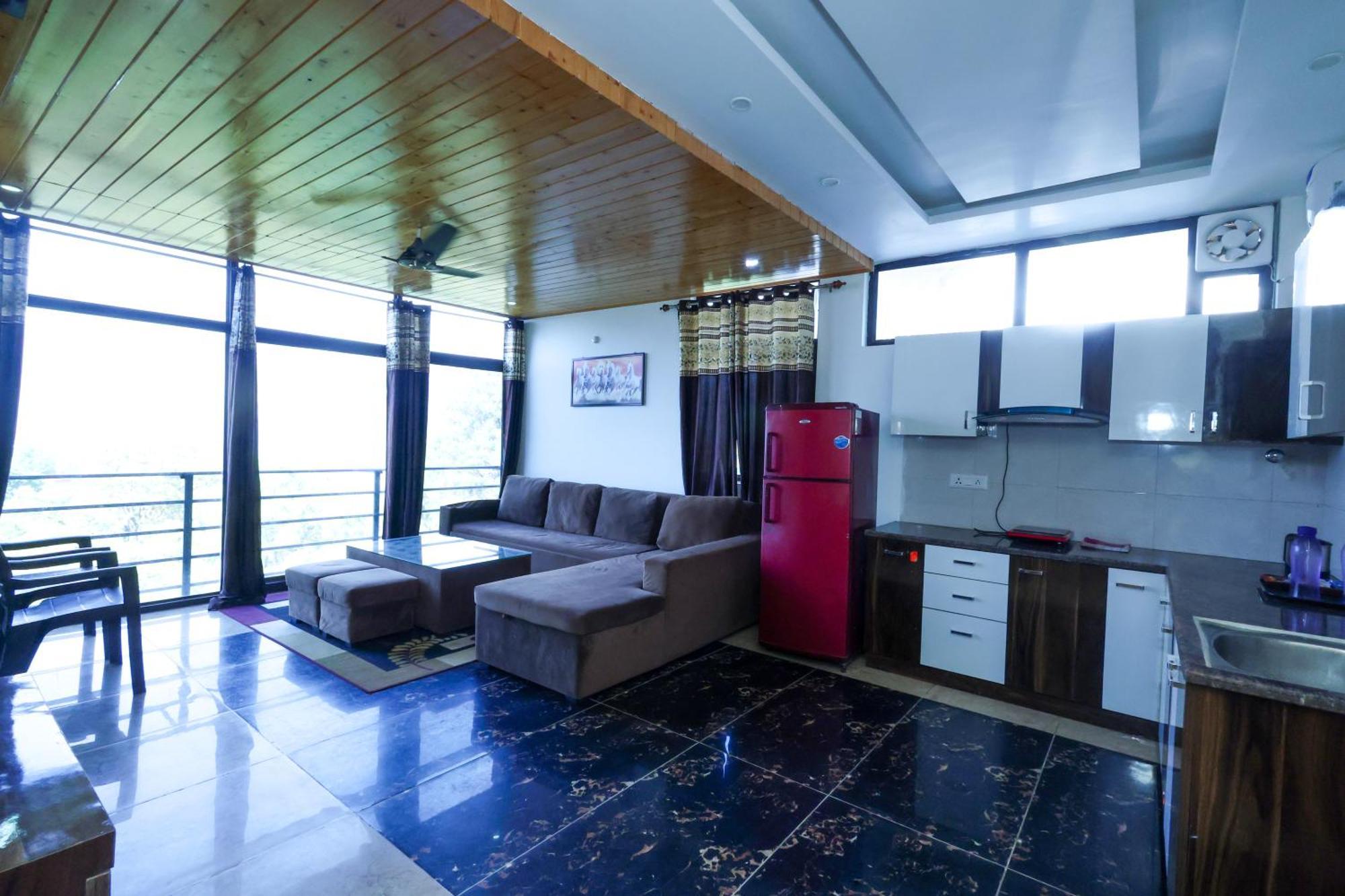 דירות Cozy Heavenn 2Bhk I Kasauli I Mountain View 93O68I282O מראה חיצוני תמונה